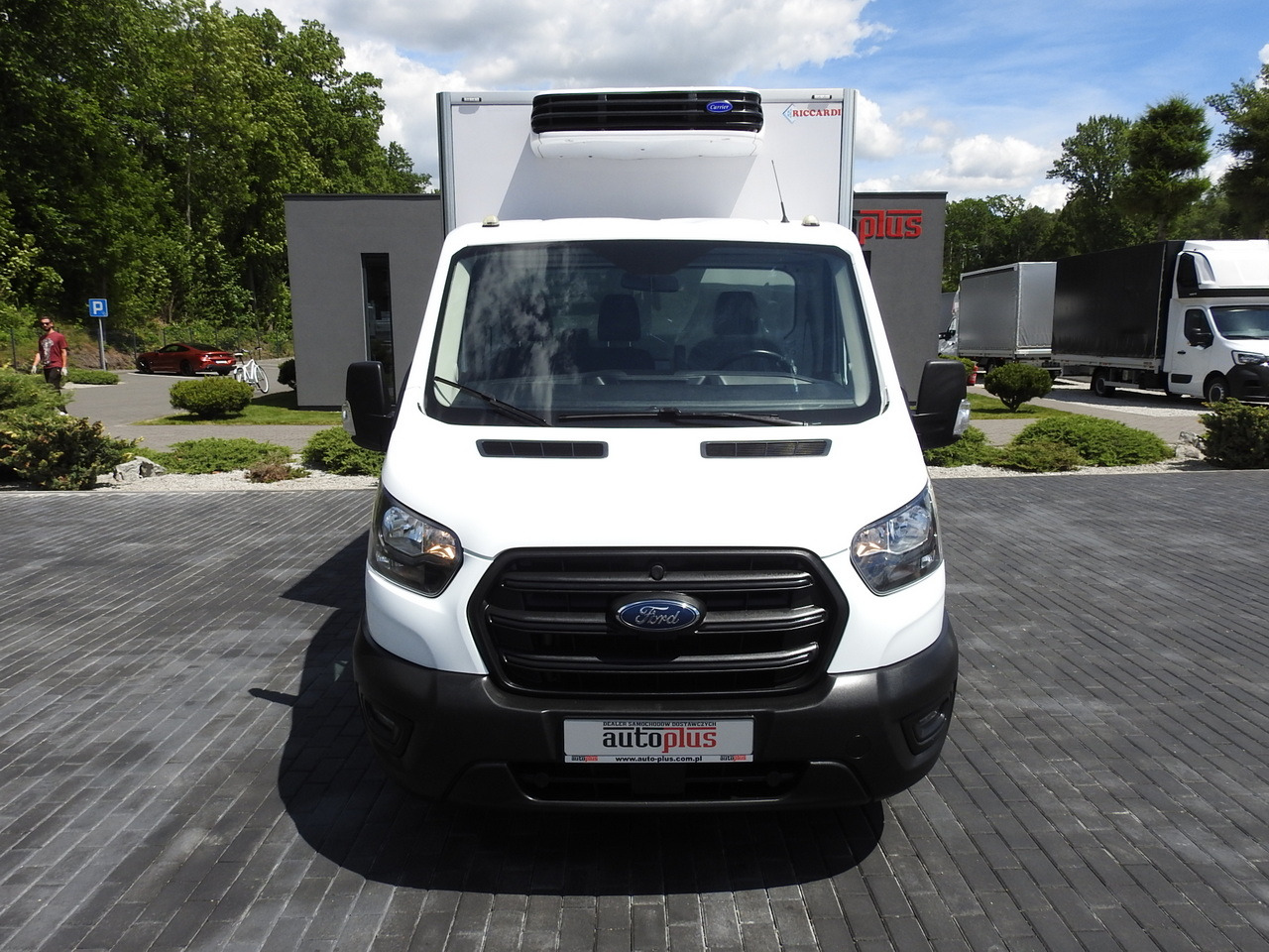 FORD TRANSIT REGRIGERATOR BOX 0*C POWER SUPPLY 230V CRUISE CONTROL AIR CONDITIONING TWIN WHEELS 170HP - الشاحنات الصغيرة المبردة: صور 5 FORD TRANSIT REGRIGERATOR BOX 0*C POWER SUPPLY 230V CRUISE CONTROL AIR CONDITIONING TWIN WHEELS 170HP - الشاحنات الصغيرة المبردة: صور 5