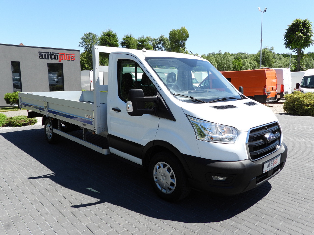 FORD TRANSIT STAKE BODY 10 PALLETS CRUISE CONTROL LED LIGHTS PNEUMATICS AIR CONDITIONING 160HP - الشاحنات الصغيرة المسطحة: صور 4 FORD TRANSIT STAKE BODY 10 PALLETS CRUISE CONTROL LED LIGHTS PNEUMATICS AIR CONDITIONING 160HP - الشاحنات الصغيرة المسطحة: صور 4