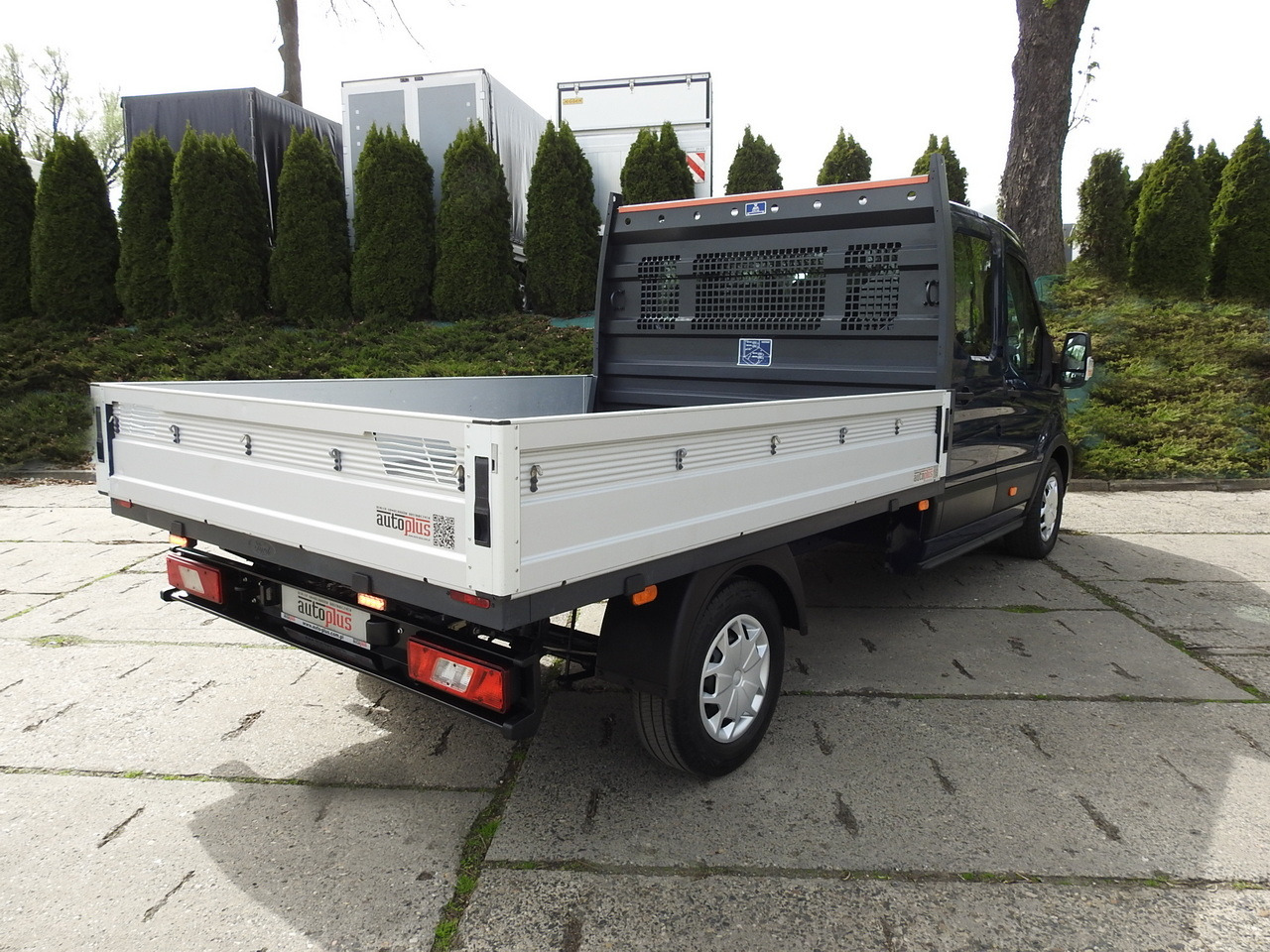 FORD TRANSIT STAKE BODY DOUBLE CABIN DOKA 7 SEATS CRUISE CONTROL AIR CONDITIONING LED LIGHTS 130HP - الشاحنات الصغيرة كابينة مزدوجة: صور 3 FORD TRANSIT STAKE BODY DOUBLE CABIN DOKA 7 SEATS CRUISE CONTROL AIR CONDITIONING LED LIGHTS 130HP - الشاحنات الصغيرة كابينة مزدوجة: صور 3