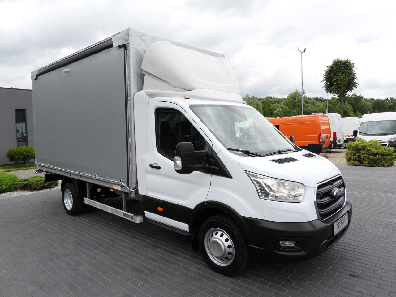 FORD TRANSIT TARPAULIN 8 PALLETS CRUISE CONTROL LED LIGHTS TWIN WHEELS AIR CONDITIONING 130HP - الشاحنات الصغيرة ستائر: صور 4 FORD TRANSIT TARPAULIN 8 PALLETS CRUISE CONTROL LED LIGHTS TWIN WHEELS AIR CONDITIONING 130HP - الشاحنات الصغيرة ستائر: صور 4