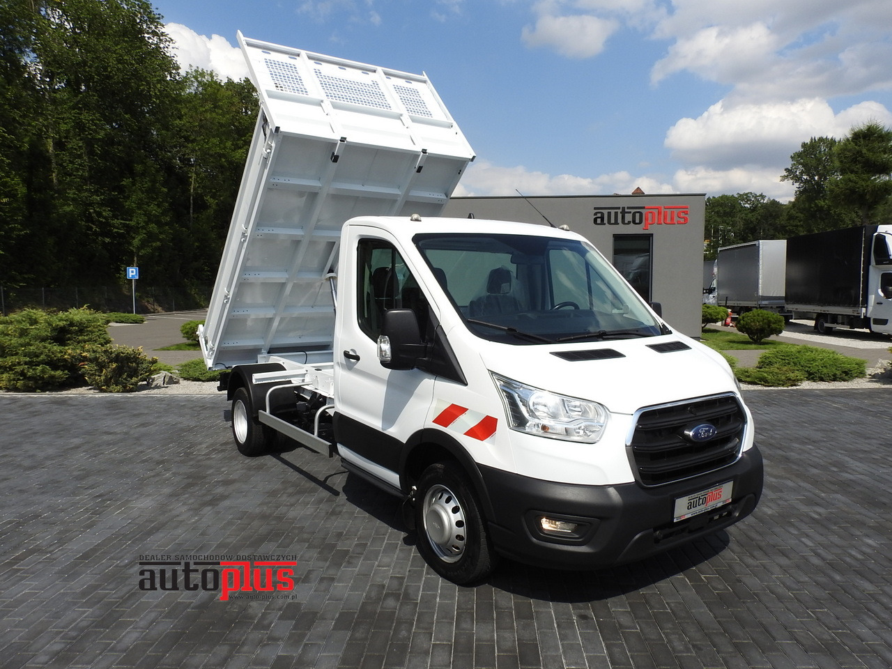 FORD TRANSIT TIPPER CRUISE CONTROL AIR CONDITIONING TWIN WHEELS  170HP - قلاب صغير: صور 1 FORD TRANSIT TIPPER CRUISE CONTROL AIR CONDITIONING TWIN WHEELS  170HP - قلاب صغير: صور 1