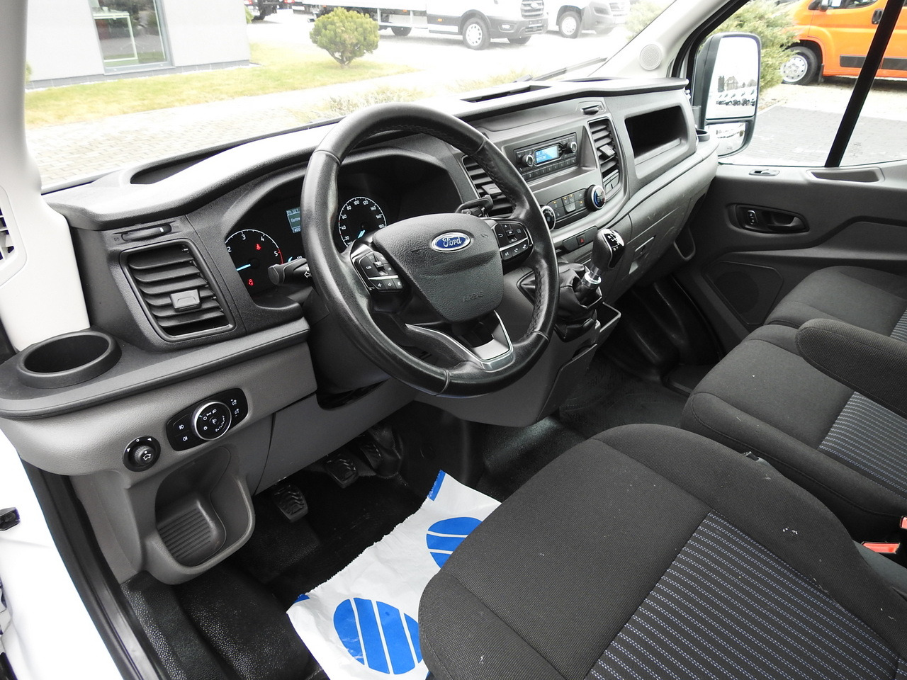 FORD TRANSIT TIPPER LED LIGHTS TWIN WHEELS AIR CONDITIONING  130HP - قلاب صغير: صور 2 FORD TRANSIT TIPPER LED LIGHTS TWIN WHEELS AIR CONDITIONING  130HP - قلاب صغير: صور 2