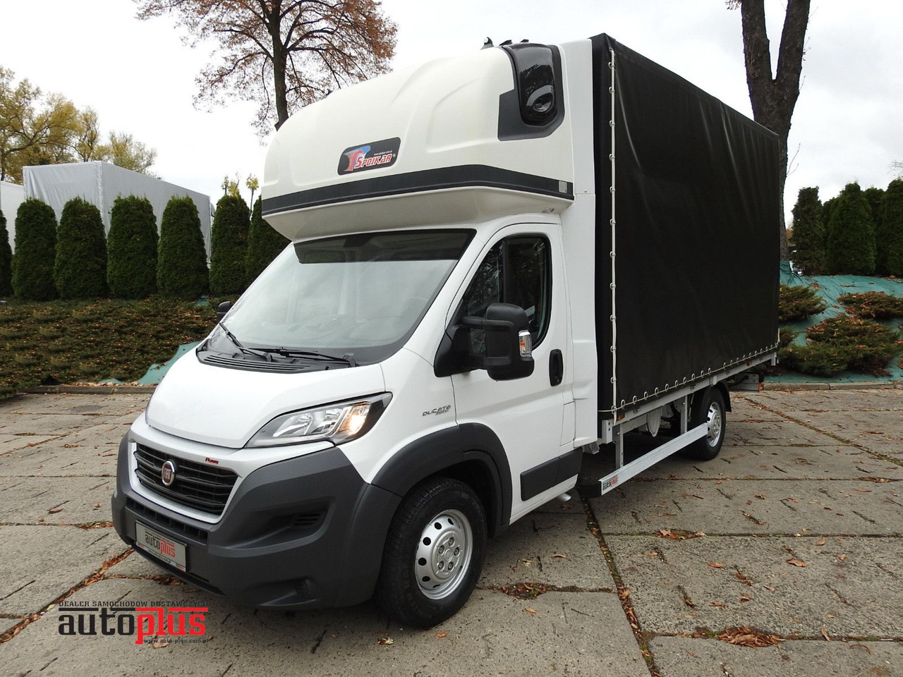 Fiat DUCATO PRITSCHE PLANE AUFZUG 8 PALETTEN WEBASTO - الشاحنات الصغيرة ستائر: صور 1 Fiat DUCATO PRITSCHE PLANE AUFZUG 8 PALETTEN WEBASTO - الشاحنات الصغيرة ستائر: صور 1