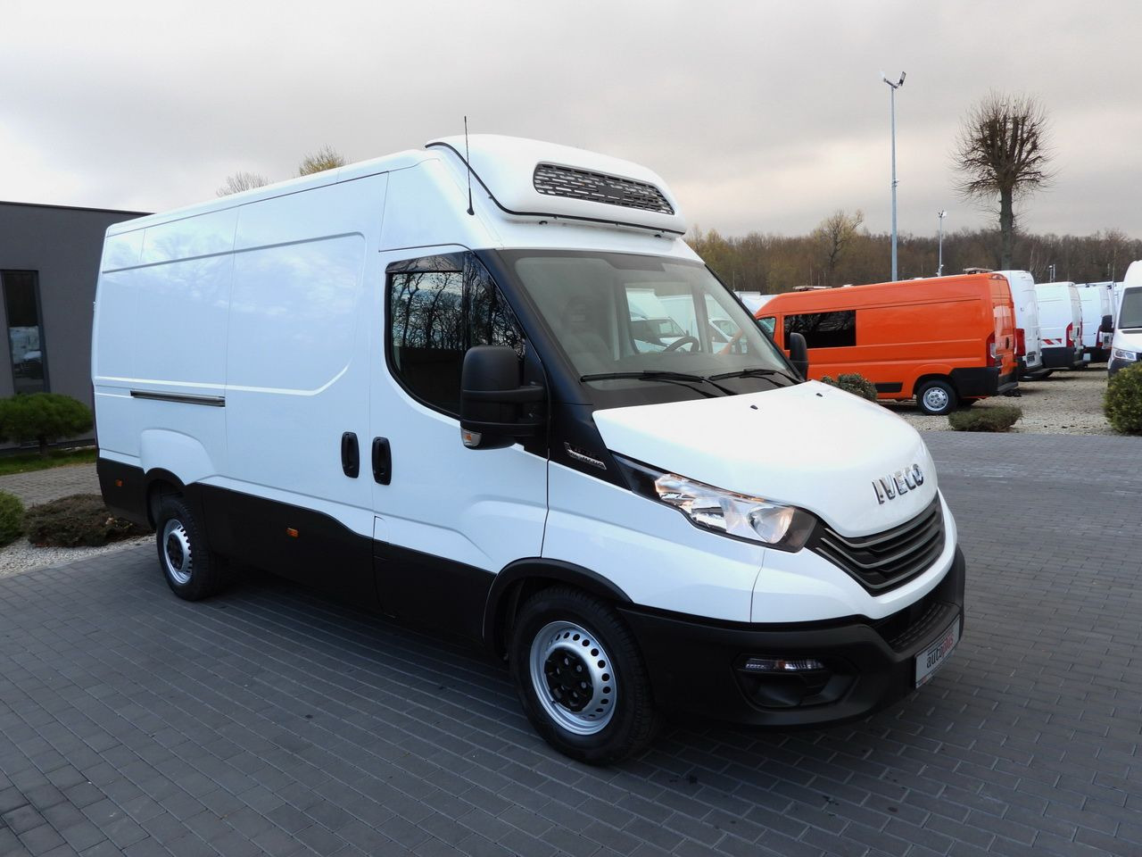 IVECO DAILY 35S14 REFRIGERATOR VAN 0*C POWER SUPPLY 230V NAVIGATION AUTOMATIC TRANSMISSION AIR CONDITIONING 140HP - الشاحنات الصغيرة المبردة: صور 4 IVECO DAILY 35S14 REFRIGERATOR VAN 0*C POWER SUPPLY 230V NAVIGATION AUTOMATIC TRANSMISSION AIR CONDITIONING 140HP - الشاحنات الصغيرة المبردة: صور 4