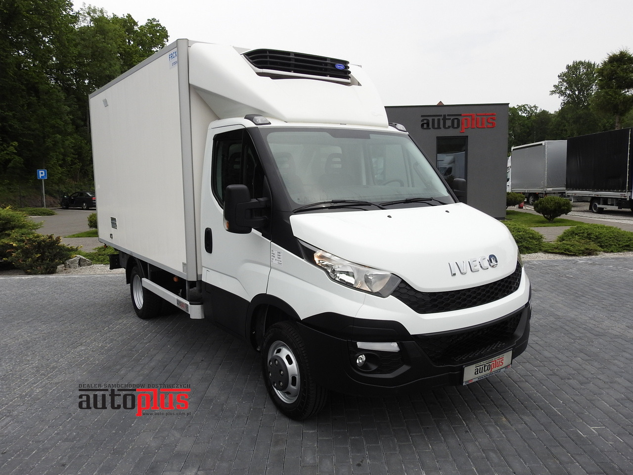 IVECO DAILY 35S15 REGRIGERATOR BOX -12*C 8 PALLETS CRUISE CONTROL TWIN WHEELS AIR CONDITIONING 150HP - الشاحنات الصغيرة المبردة: صور 1 IVECO DAILY 35S15 REGRIGERATOR BOX -12*C 8 PALLETS CRUISE CONTROL TWIN WHEELS AIR CONDITIONING 150HP - الشاحنات الصغيرة المبردة: صور 1