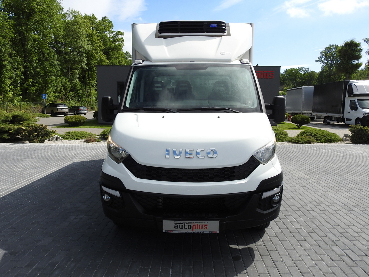 IVECO DAILY 35S15 REGRIGERATOR BOX -12*C 8 PALLETS CRUISE CONTROL TWIN WHEELS AIR CONDITIONING 150HP - الشاحنات الصغيرة المبردة: صور 5 IVECO DAILY 35S15 REGRIGERATOR BOX -12*C 8 PALLETS CRUISE CONTROL TWIN WHEELS AIR CONDITIONING 150HP - الشاحنات الصغيرة المبردة: صور 5