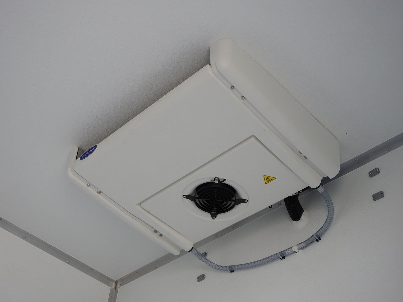 الشاحنات الصغيرة المبردة جديد IVECO DAILY 35S16 NEW REGRIGERATOR BOX -10*C 8 PALLETS HEATING FUNCTION POWER SUPPLY 230V CRUISE CONTROL AIR CONDITIONING 160HP: صور 28