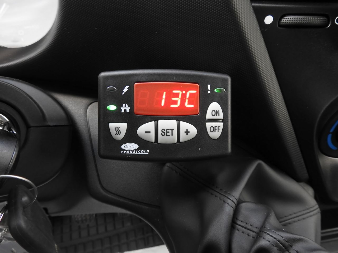 الشاحنات الصغيرة المبردة جديد IVECO DAILY 35S16 NEW REGRIGERATOR BOX -10*C 8 PALLETS HEATING FUNCTION POWER SUPPLY 230V CRUISE CONTROL AIR CONDITIONING 160HP: صور 37