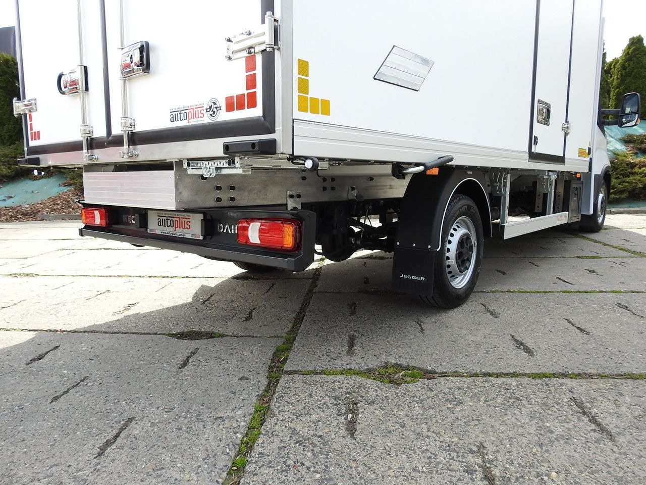 الشاحنات الصغيرة المبردة جديد IVECO DAILY 35S16 NEW REGRIGERATOR BOX -10*C 8 PALLETS HEATING FUNCTION POWER SUPPLY 230V CRUISE CONTROL AIR CONDITIONING 160HP: صور 30