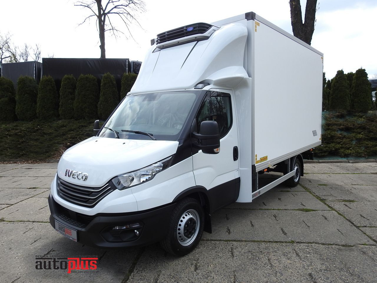 IVECO DAILY 35S16 NEW REGRIGERATOR BOX -10*C 8 PALLETS HEATING FUNCTION POWER SUPPLY 230V CRUISE CONTROL AIR CONDITIONING 160HP - الشاحنات الصغيرة المبردة: صور 1 IVECO DAILY 35S16 NEW REGRIGERATOR BOX -10*C 8 PALLETS HEATING FUNCTION POWER SUPPLY 230V CRUISE CONTROL AIR CONDITIONING 160HP - الشاحنات الصغيرة المبردة: صور 1