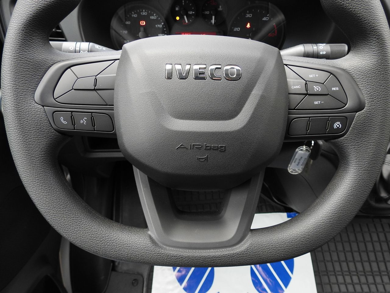 الشاحنات الصغيرة المبردة جديد IVECO DAILY 35S16 NEW REGRIGERATOR BOX -10*C 8 PALLETS HEATING FUNCTION POWER SUPPLY 230V CRUISE CONTROL AIR CONDITIONING 160HP: صور 36