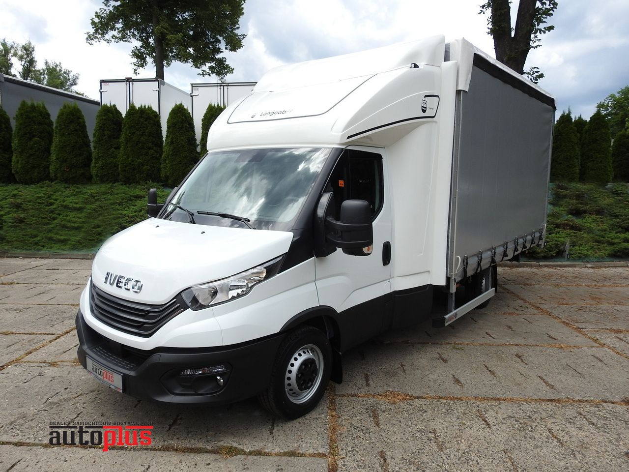 IVECO DAILY 35S18 NEW TARPAULIN WEBASTO CRUISE CONTROL AIR CONDITIONING 180HP - الشاحنات الصغيرة ستائر: صور 1 IVECO DAILY 35S18 NEW TARPAULIN WEBASTO CRUISE CONTROL AIR CONDITIONING 180HP - الشاحنات الصغيرة ستائر: صور 1
