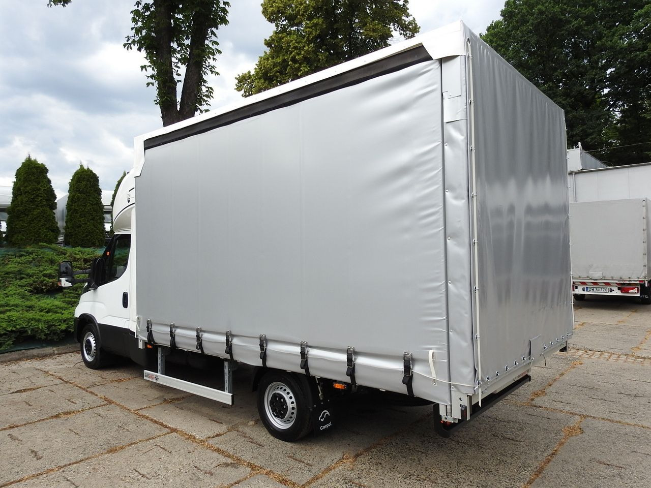 الشاحنات الصغيرة ستائر جديد IVECO DAILY 35S18 NEW TARPAULIN WEBASTO CRUISE CONTROL AIR CONDITIONING 180HP: صور 10