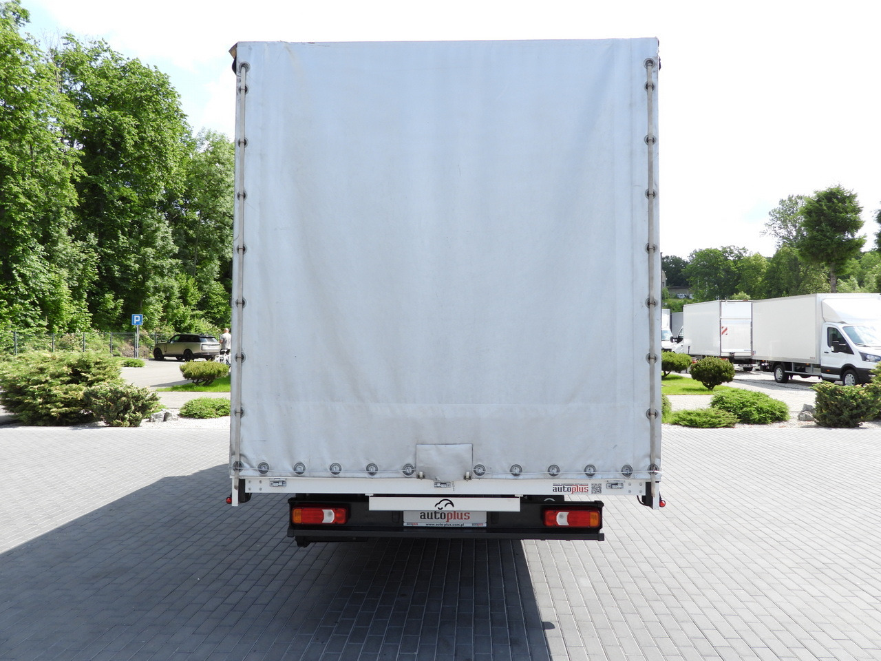 الشاحنات الصغيرة ستائر IVECO DAILY 35S18 TARPAULIN 10 PALLETS CRUISE CONTROL LED LIGHTS AIR CONDITIONING  180HP: صور 10