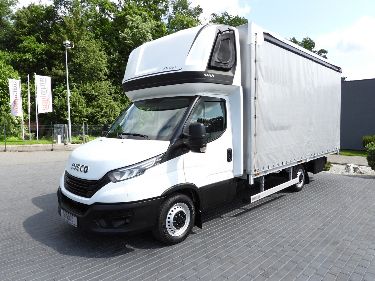 الشاحنات الصغيرة ستائر IVECO DAILY 35S18 TARPAULIN 10 PALLETS CRUISE CONTROL LED LIGHTS AIR CONDITIONING  180HP: صور 6