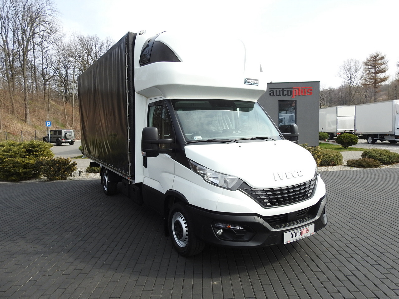 IVECO DAILY 35S18 TARPAULIN 10 PALLETS WEBASTO CRUISE CONTROL AIR CONDITIONING 180HP - الشاحنات الصغيرة ستائر: صور 1 IVECO DAILY 35S18 TARPAULIN 10 PALLETS WEBASTO CRUISE CONTROL AIR CONDITIONING 180HP - الشاحنات الصغيرة ستائر: صور 1
