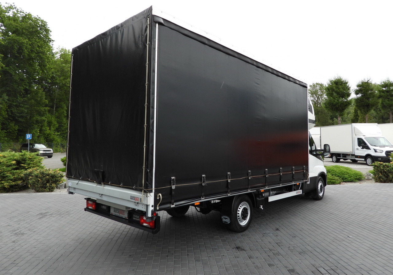 IVECO DAILY 35S18 TARPAULIN 10 PALLETS WEBASTO CRUISE CONTROL NAVIGATION LED LIGHTS AIR CONDITIONING 180HP - الشاحنات الصغيرة ستائر: صور 3 IVECO DAILY 35S18 TARPAULIN 10 PALLETS WEBASTO CRUISE CONTROL NAVIGATION LED LIGHTS AIR CONDITIONING 180HP - الشاحنات الصغيرة ستائر: صور 3