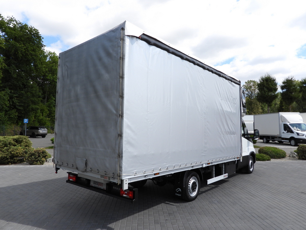 IVECO DAILY 35S18 TARPAULIN 10 PALLETS WEBASTO CRUISE CONTROL NAVIGATION LED LIGHTS AIR CONDITIONING 180HP - الشاحنات الصغيرة ستائر: صور 3 IVECO DAILY 35S18 TARPAULIN 10 PALLETS WEBASTO CRUISE CONTROL NAVIGATION LED LIGHTS AIR CONDITIONING 180HP - الشاحنات الصغيرة ستائر: صور 3