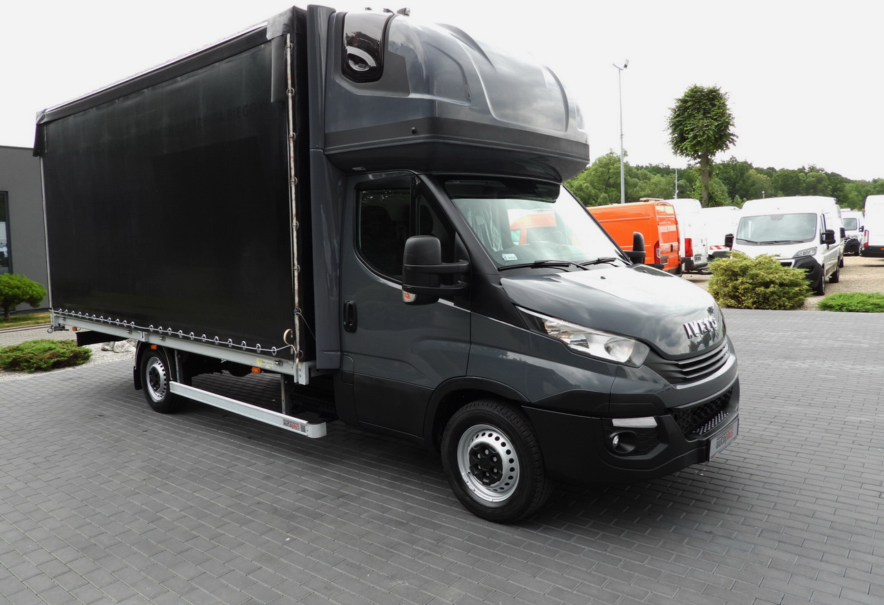 IVECO DAILY 35S18 TARPAULIN 10 PALLETS WEBASTO CRUISE CONTROL PNEUMATICS AUTOMATIC TRANSMISSION HI-MATIC AIR CONDITIONING 180HP - الشاحنات الصغيرة ستائر: صور 4 IVECO DAILY 35S18 TARPAULIN 10 PALLETS WEBASTO CRUISE CONTROL PNEUMATICS AUTOMATIC TRANSMISSION HI-MATIC AIR CONDITIONING 180HP - الشاحنات الصغيرة ستائر: صور 4