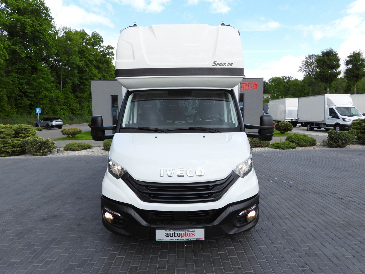 IVECO DAILY 35S18 TARPAULIN LIFT 8 PALLETS WEBASTO CRUISE CONTROL AIR CONDITIONING 180HP - الشاحنات الصغيرة ستائر: صور 5 IVECO DAILY 35S18 TARPAULIN LIFT 8 PALLETS WEBASTO CRUISE CONTROL AIR CONDITIONING 180HP - الشاحنات الصغيرة ستائر: صور 5