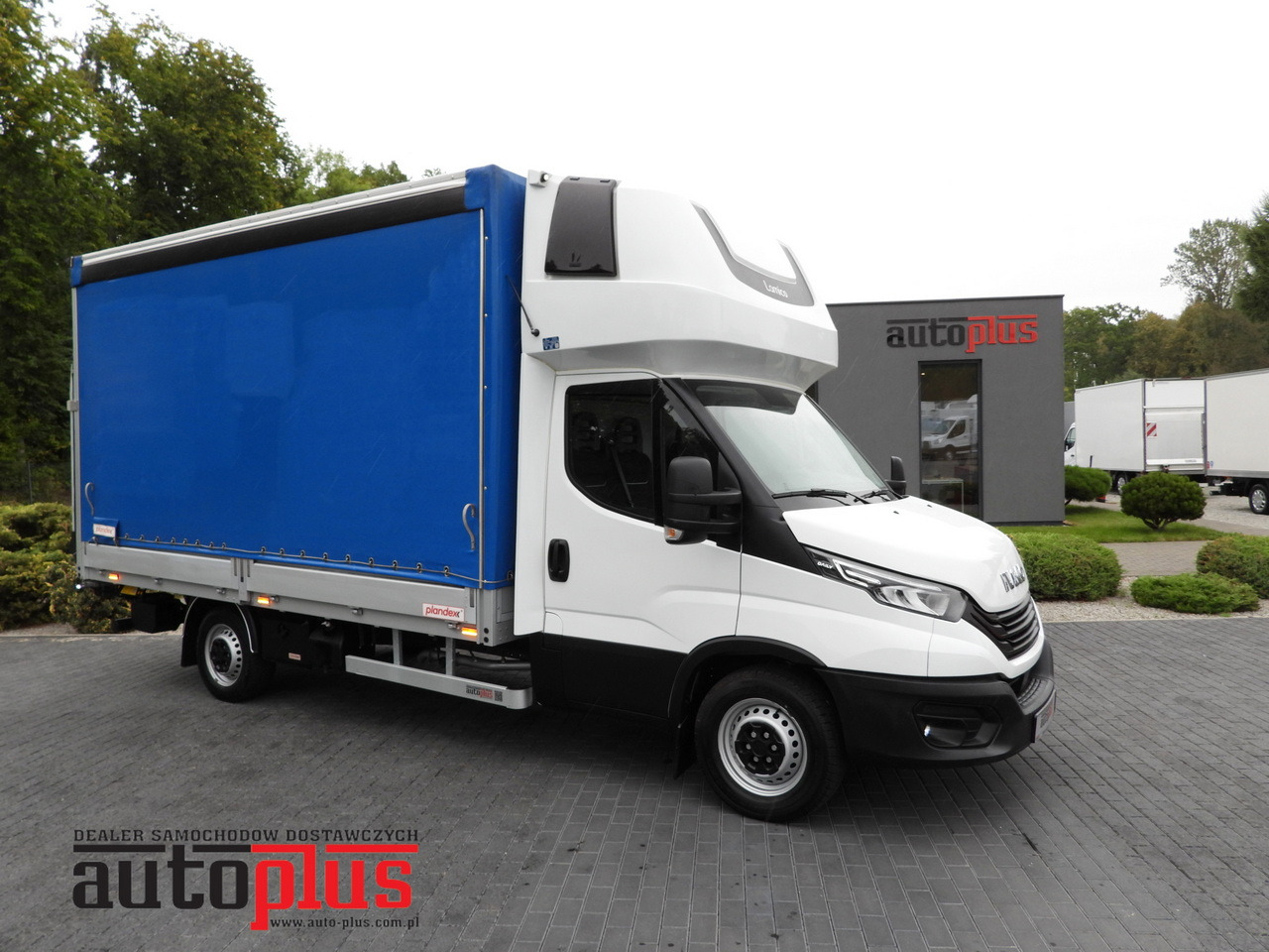 IVECO DAILY 35S18 TARPAULIN LIFT 8 PALLETS WEBASTO CRUISE CONTROL LED LIGHTS AIR CONDITIONING 180HP - الشاحنات الصغيرة ستائر: صور 1 IVECO DAILY 35S18 TARPAULIN LIFT 8 PALLETS WEBASTO CRUISE CONTROL LED LIGHTS AIR CONDITIONING 180HP - الشاحنات الصغيرة ستائر: صور 1