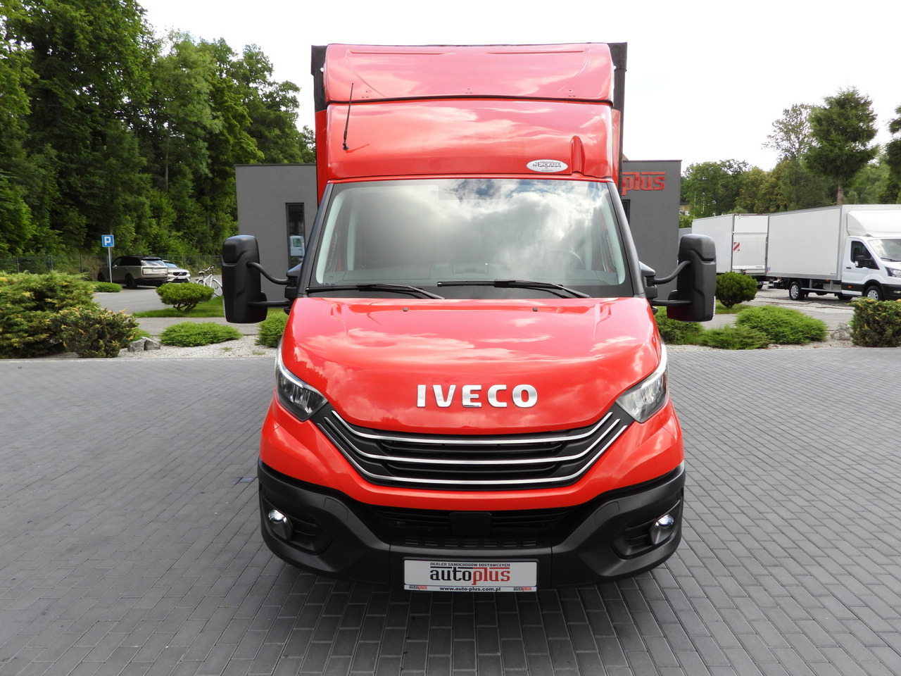 IVECO DAILY 35S21 TARPAULIN 10 PALLETS WEBASTO CRUISE CONTROL NAVIGATION LED LIGHTS PNEUMATICS AUTOMATIC TRANSMISSION HI-MATIC AIR CONDITIONING 210HP - الشاحنات الصغيرة ستائر: صور 5 IVECO DAILY 35S21 TARPAULIN 10 PALLETS WEBASTO CRUISE CONTROL NAVIGATION LED LIGHTS PNEUMATICS AUTOMATIC TRANSMISSION HI-MATIC AIR CONDITIONING 210HP - الشاحنات الصغيرة ستائر: صور 5