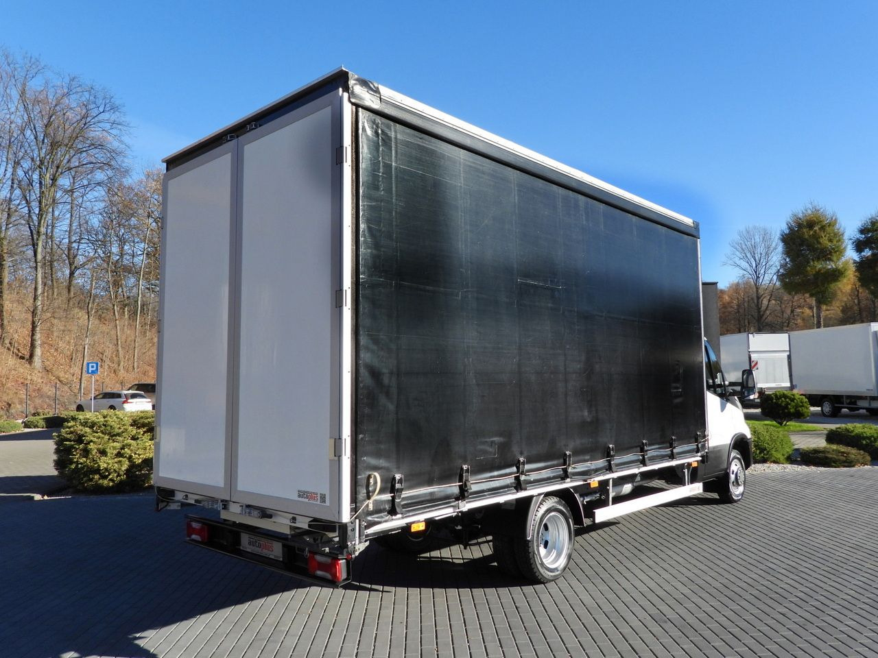IVECO DAILY 50C17 TARPAULIN 10 PALLETS CRUISE CONTROL TWIN WHEELS AIR CONDITIONING 180HP - الشاحنات الصغيرة ستائر: صور 3 IVECO DAILY 50C17 TARPAULIN 10 PALLETS CRUISE CONTROL TWIN WHEELS AIR CONDITIONING 180HP - الشاحنات الصغيرة ستائر: صور 3