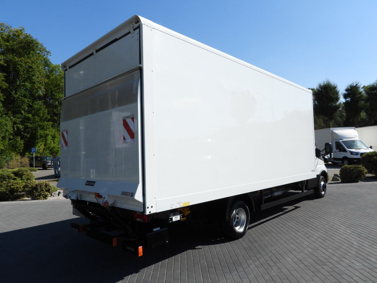 IVECO DAILY 72C18 LIFT 14 PALLETS CRUISE CONTROL PNEUMATICS AUTOMATIC TRANSMISSION HI-MATIC TWIN WHEELS AIR CONDITIONING 180HP - بصندوق مغلق شاحنة: صور 3 IVECO DAILY 72C18 LIFT 14 PALLETS CRUISE CONTROL PNEUMATICS AUTOMATIC TRANSMISSION HI-MATIC TWIN WHEELS AIR CONDITIONING 180HP - بصندوق مغلق شاحنة: صور 3