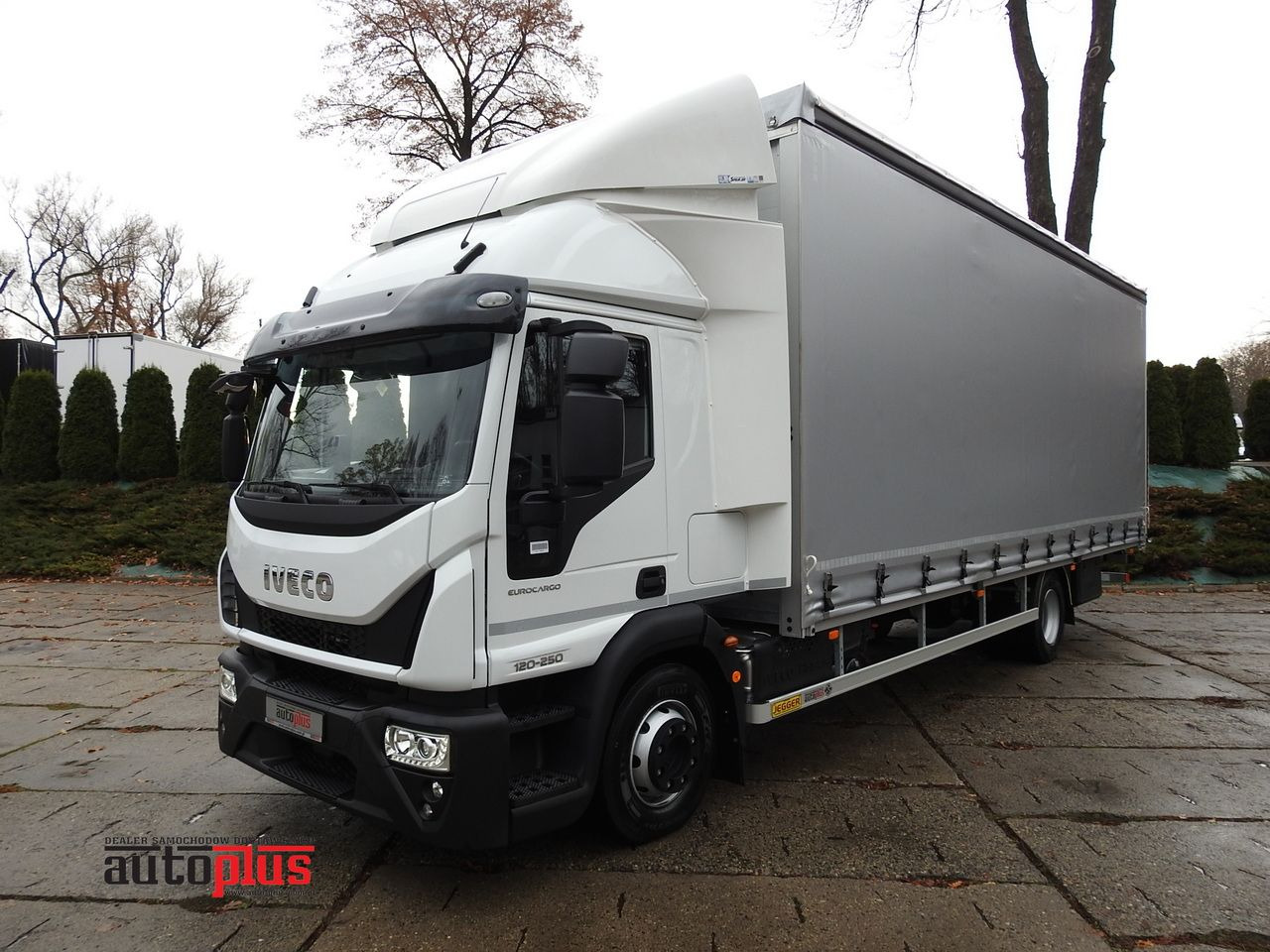IVECO EUROCARGO 120-250 NEW TARPAULIN LIFT 18 PALLETS WEBASTO CRUISE CONTROL AIR CONDITIONING LED LIGHTS PNEUMATICS AUTOMATIC TRANSMISSION HI-MATIC 250HP - الشاحنات الصغيرة ستائر: صور 1 IVECO EUROCARGO 120-250 NEW TARPAULIN LIFT 18 PALLETS WEBASTO CRUISE CONTROL AIR CONDITIONING LED LIGHTS PNEUMATICS AUTOMATIC TRANSMISSION HI-MATIC 250HP - الشاحنات الصغيرة ستائر: صور 1