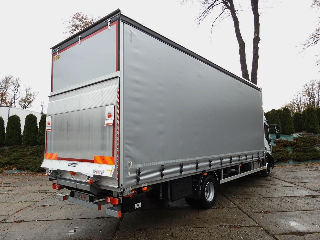 IVECO EUROCARGO 120-250 NEW TARPAULIN LIFT 18 PALLETS WEBASTO CRUISE CONTROL AIR CONDITIONING LED LIGHTS PNEUMATICS AUTOMATIC TRANSMISSION HI-MATIC 250HP - الشاحنات الصغيرة ستائر: صور 3 IVECO EUROCARGO 120-250 NEW TARPAULIN LIFT 18 PALLETS WEBASTO CRUISE CONTROL AIR CONDITIONING LED LIGHTS PNEUMATICS AUTOMATIC TRANSMISSION HI-MATIC 250HP - الشاحنات الصغيرة ستائر: صور 3