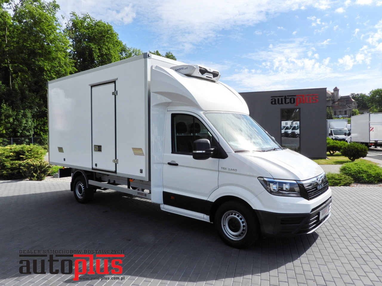 MAN TGE 3.140 REGRIGERATOR BOX -1*C 8 PALLETS HEATING FUNCTION CRUISE CONTROL PNEUMATICS AIR CONDITIONING 140HP - الشاحنات الصغيرة المبردة: صور 1 MAN TGE 3.140 REGRIGERATOR BOX -1*C 8 PALLETS HEATING FUNCTION CRUISE CONTROL PNEUMATICS AIR CONDITIONING 140HP - الشاحنات الصغيرة المبردة: صور 1