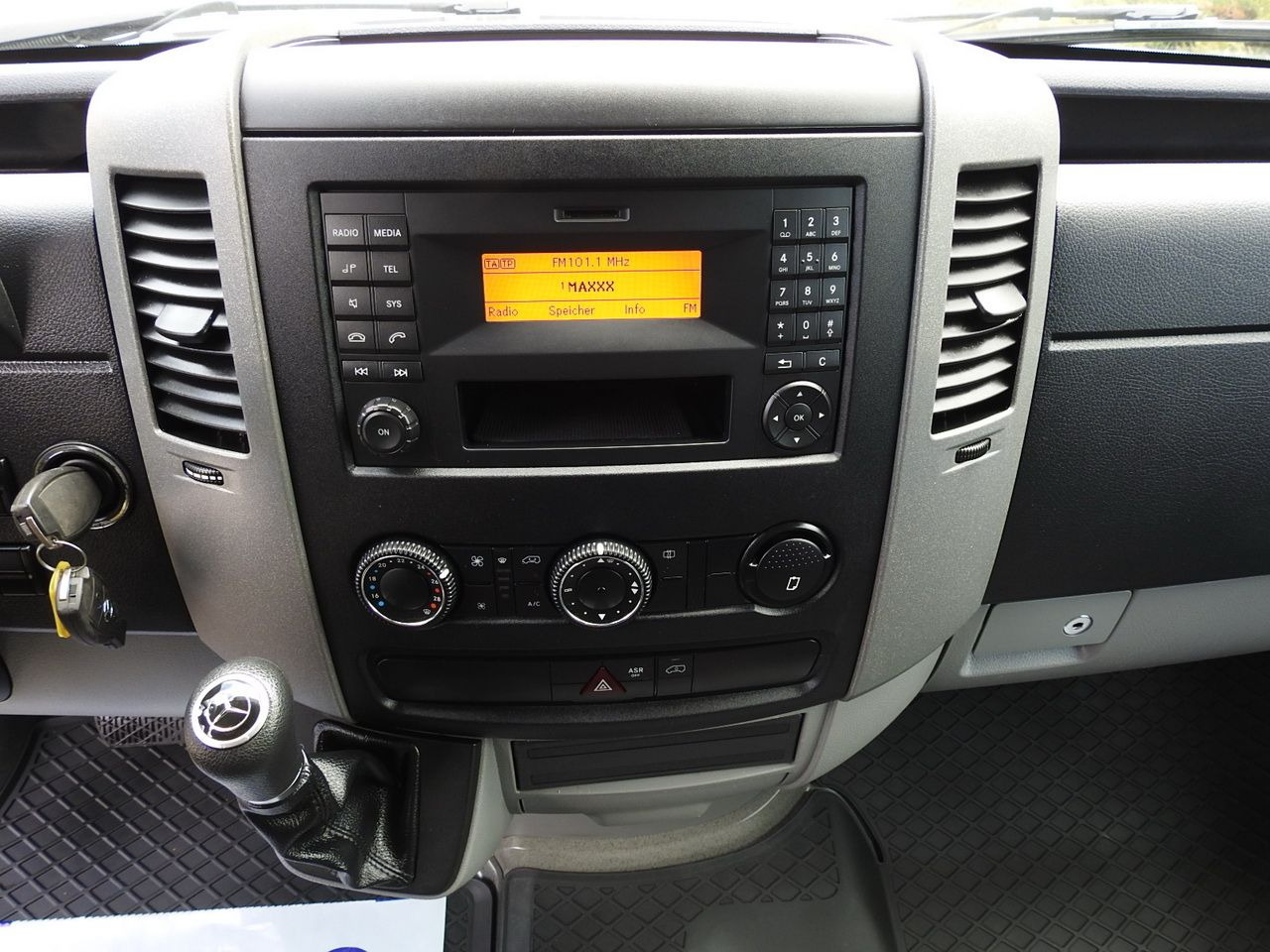 قلاب صغير MERCEDES SPRINTER 316 THREE-WAY TIPPER  CRUISE CONTROL AUTOMATIC TRANSMISSION  AIR CONDITIONING  160HP: صور 31