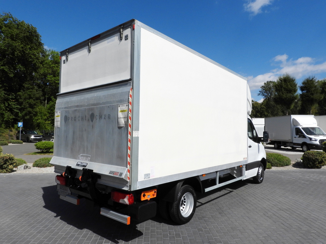 MERCEDES SPRINTER 514 BOX LIFT 8 PALLETS CRUISE CONTROL TWIN WHEELS AIR CONDITIONING 140HP - الشاحنات الصغيرة صندوق مغلق: صور 3 MERCEDES SPRINTER 514 BOX LIFT 8 PALLETS CRUISE CONTROL TWIN WHEELS AIR CONDITIONING 140HP - الشاحنات الصغيرة صندوق مغلق: صور 3