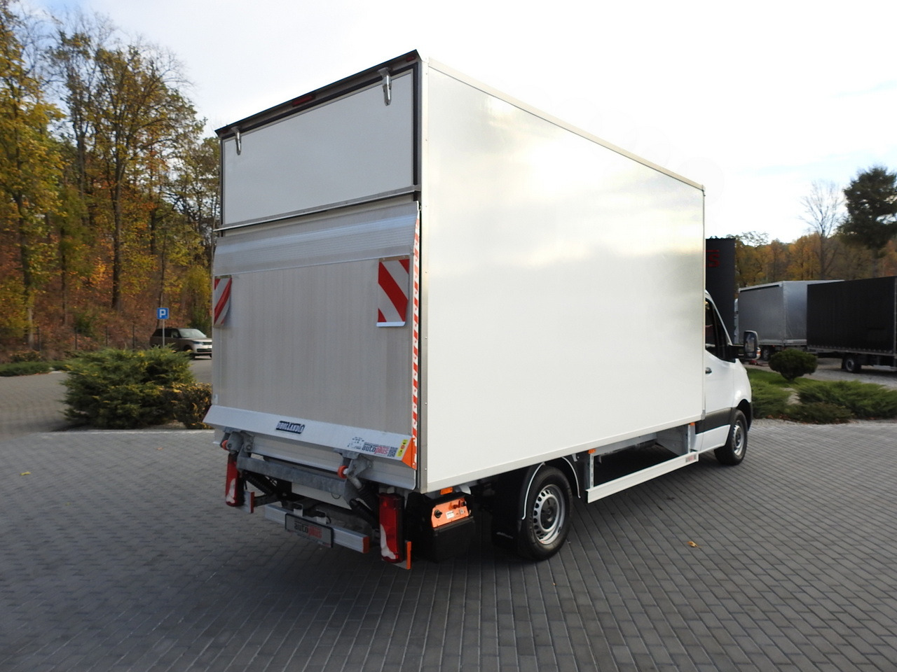 MERCEDES SPRINTER BOX LIFT 8 PALLETS AIR CONDITIONING 150HP - الشاحنات الصغيرة صندوق مغلق: صور 3 MERCEDES SPRINTER BOX LIFT 8 PALLETS AIR CONDITIONING 150HP - الشاحنات الصغيرة صندوق مغلق: صور 3
