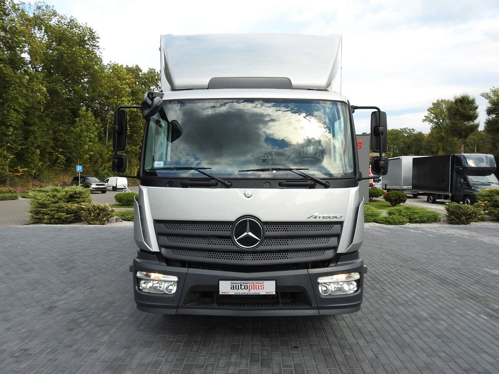 Mercedes-Benz ATEGO 1221 PRITSCHE PLANE AUFZUG 16 PALETTEN - شاحنة ستارة: صور 5 Mercedes-Benz ATEGO 1221 PRITSCHE PLANE AUFZUG 16 PALETTEN - شاحنة ستارة: صور 5