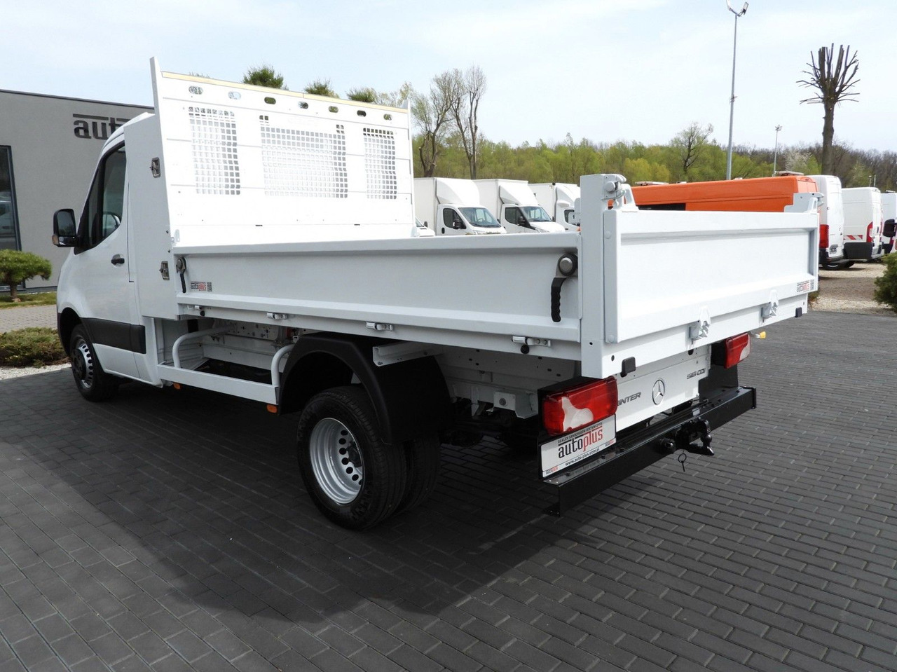قلاب صغير Mercedes-Benz SPRINTER 516 KIPPER TEMPOMAT ZWILLINGSRÄDER: صور 9
