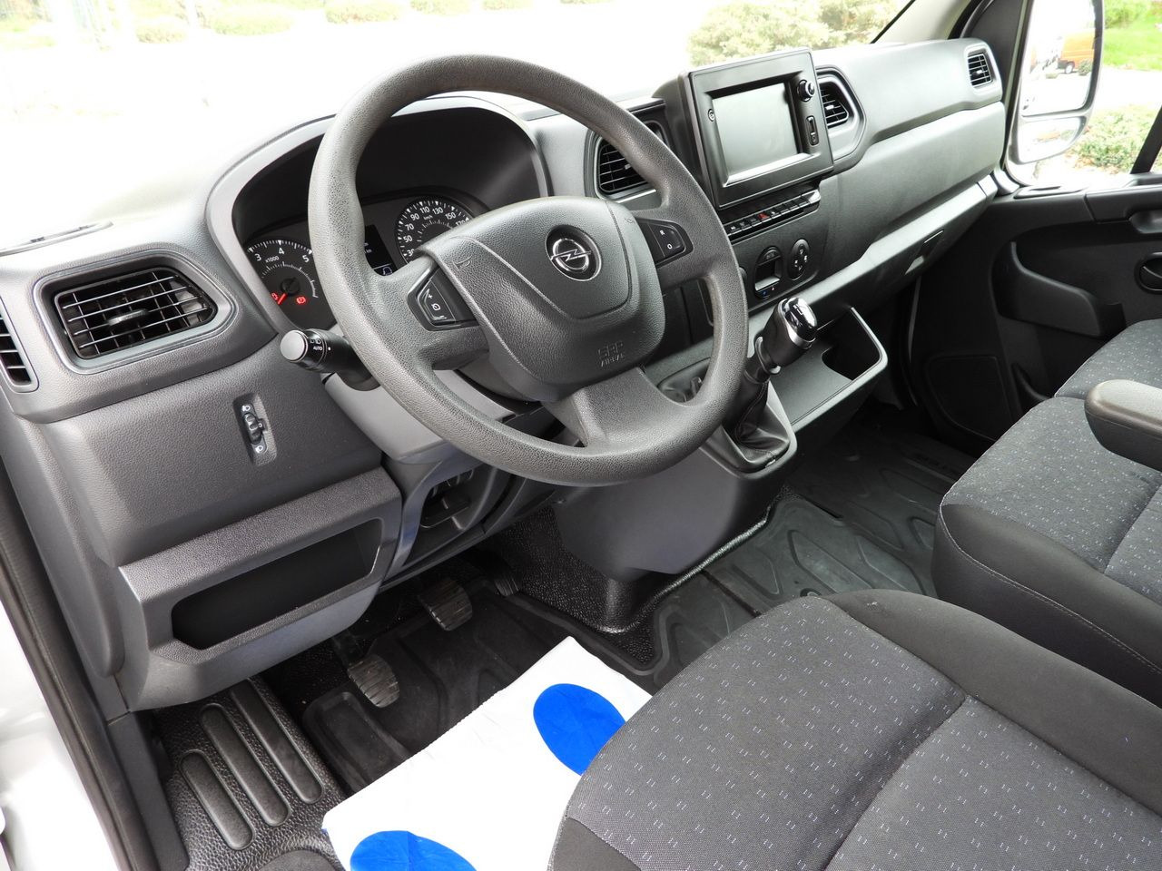 OPEL MOVANO BOX DELIVERY VAN 7 SEATS CRUISE CONTROL LED LIGHTS AIR CONDITIONING  180HP - فان: صور 2 OPEL MOVANO BOX DELIVERY VAN 7 SEATS CRUISE CONTROL LED LIGHTS AIR CONDITIONING  180HP - فان: صور 2