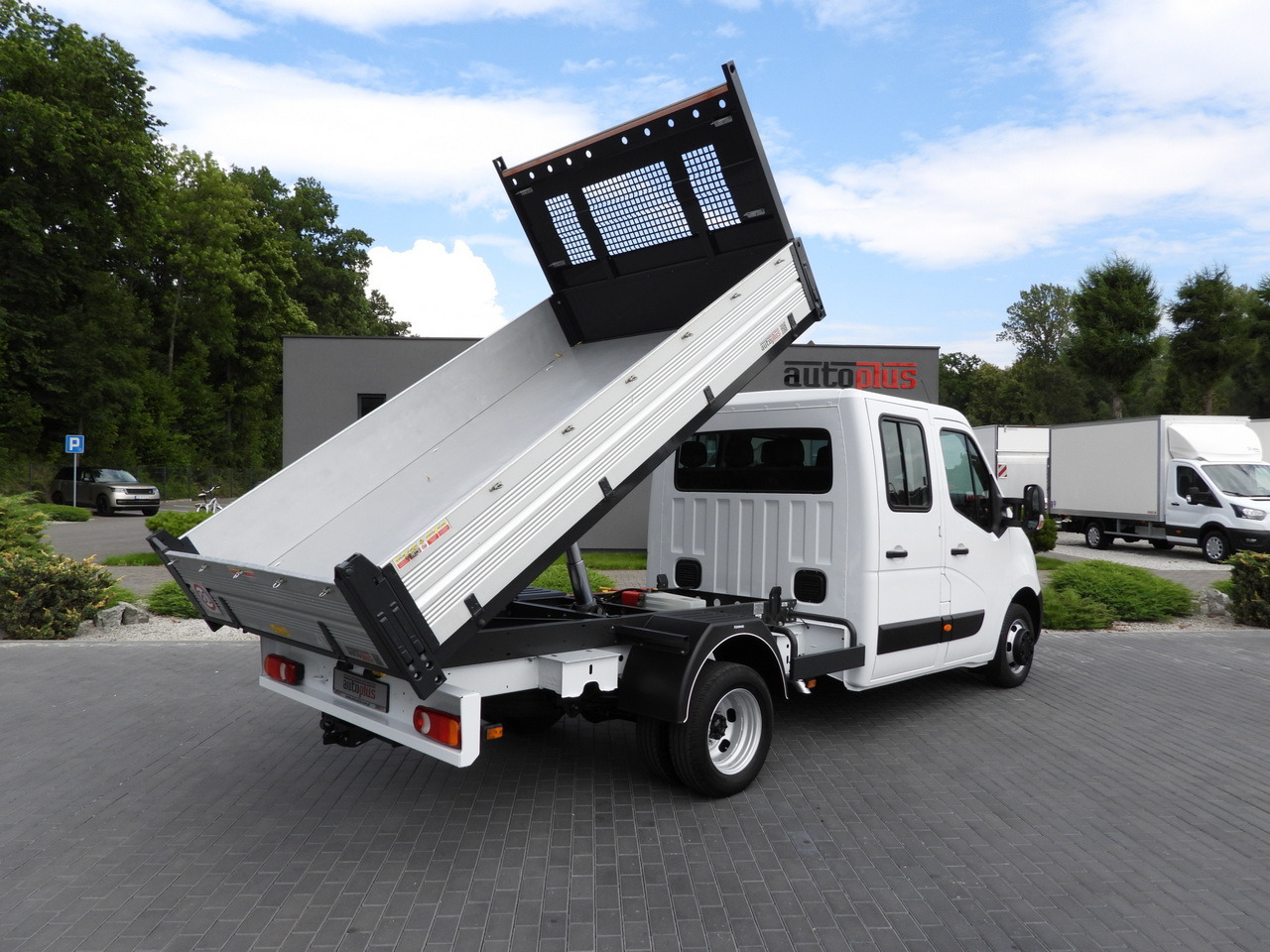 OPEL MOVANO TIPPER DOUBLE CABIN DOKA 7 SEATS LED LIGHTS TWIN WHEELS AIR CONDITIONING 145HP - قلاب صغير: صور 3 OPEL MOVANO TIPPER DOUBLE CABIN DOKA 7 SEATS LED LIGHTS TWIN WHEELS AIR CONDITIONING 145HP - قلاب صغير: صور 3