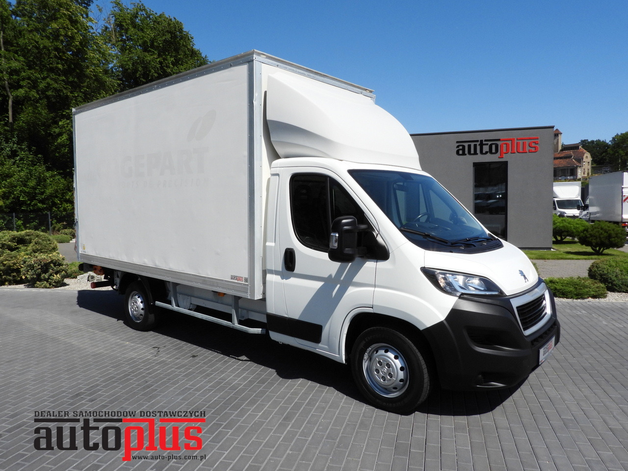 PEUGEOT BOXER BOX LIFT 8 PALLETS CRUISE CONTROL AIR CONDITIONING 130HP - الشاحنات الصغيرة صندوق مغلق: صور 1 PEUGEOT BOXER BOX LIFT 8 PALLETS CRUISE CONTROL AIR CONDITIONING 130HP - الشاحنات الصغيرة صندوق مغلق: صور 1