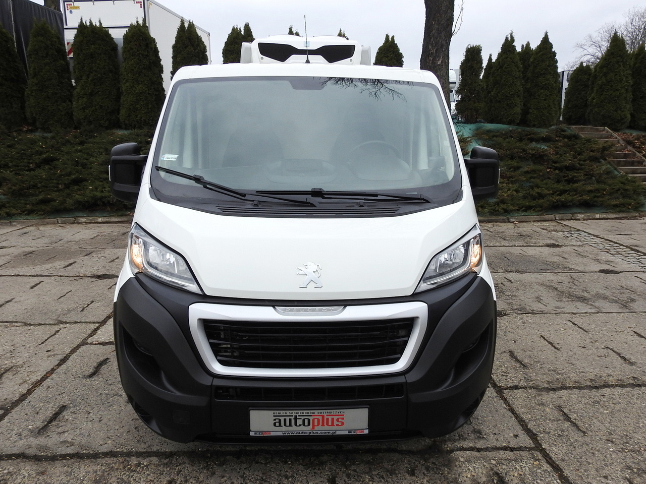 PEUGEOT BOXER REFRIGERATOR VAN -5*C TWO COMPARTMENTS CRUISE CONTROL AIR CONDITIONING 120HP - الشاحنات الصغيرة المبردة: صور 5 PEUGEOT BOXER REFRIGERATOR VAN -5*C TWO COMPARTMENTS CRUISE CONTROL AIR CONDITIONING 120HP - الشاحنات الصغيرة المبردة: صور 5