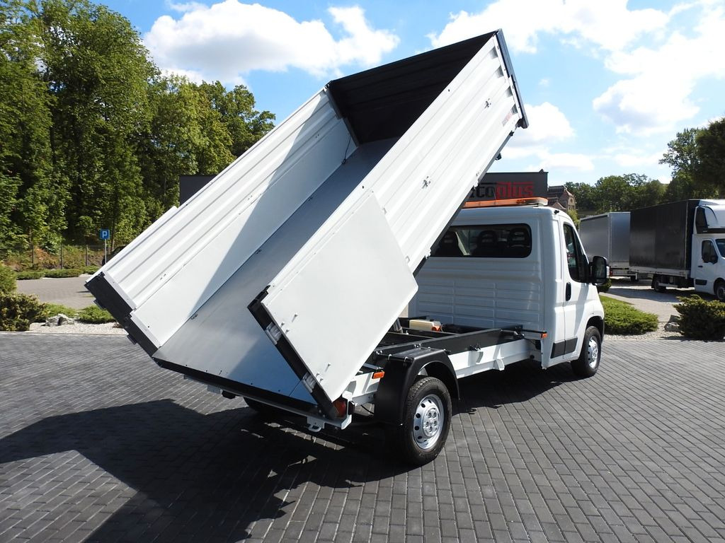 Peugeot BOXER DREISEITENKIPPER KLIMAANLAGE 130PS - قلاب صغير: صور 3 Peugeot BOXER DREISEITENKIPPER KLIMAANLAGE 130PS - قلاب صغير: صور 3