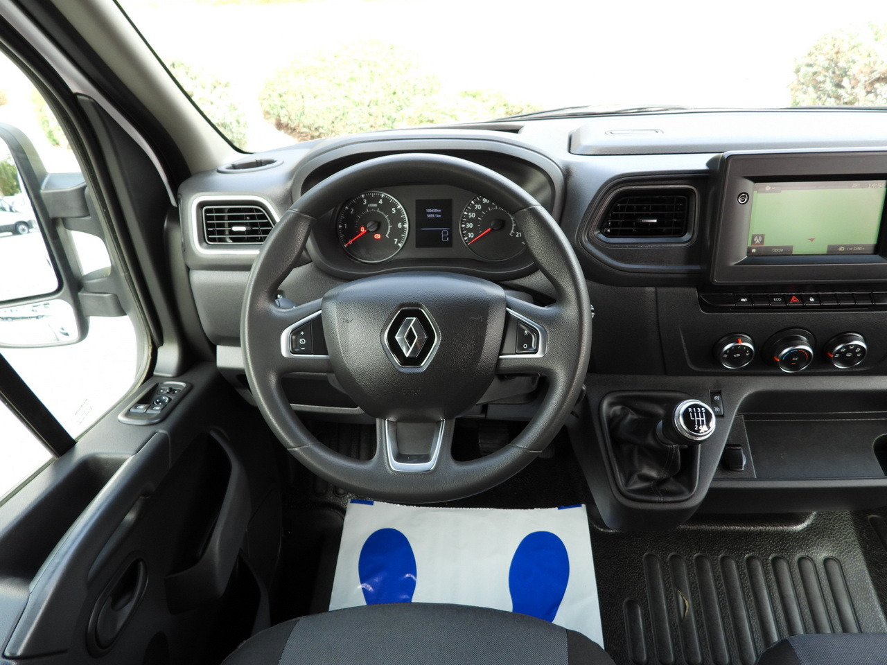 فان RENAULT MASTER BOX DELIVERY VAN 7 SEATS CRUISE CONTROL NAVIGATION LED LIGHTS AIR CONDITIONING 135HP: صور 28 فان RENAULT MASTER BOX DELIVERY VAN 7 SEATS CRUISE CONTROL NAVIGATION LED LIGHTS AIR CONDITIONING 135HP: صور 28