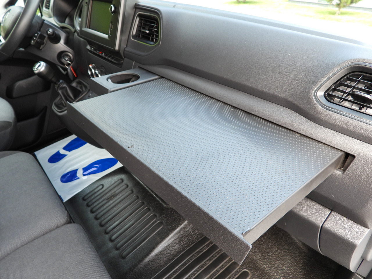 فان RENAULT MASTER BOX DELIVERY VAN 7 SEATS CRUISE CONTROL NAVIGATION LED LIGHTS AIR CONDITIONING 135HP: صور 36 فان RENAULT MASTER BOX DELIVERY VAN 7 SEATS CRUISE CONTROL NAVIGATION LED LIGHTS AIR CONDITIONING 135HP: صور 36