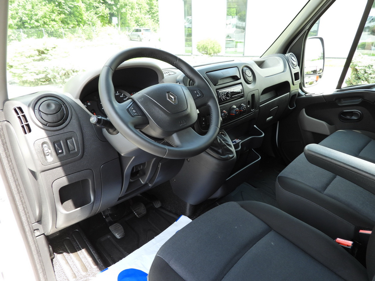 RENAULT MASTER CRUISE CONTROL AIR CONDITIONING 110HP - الشاحنات الصغيرة: صور 2 RENAULT MASTER CRUISE CONTROL AIR CONDITIONING 110HP - الشاحنات الصغيرة: صور 2