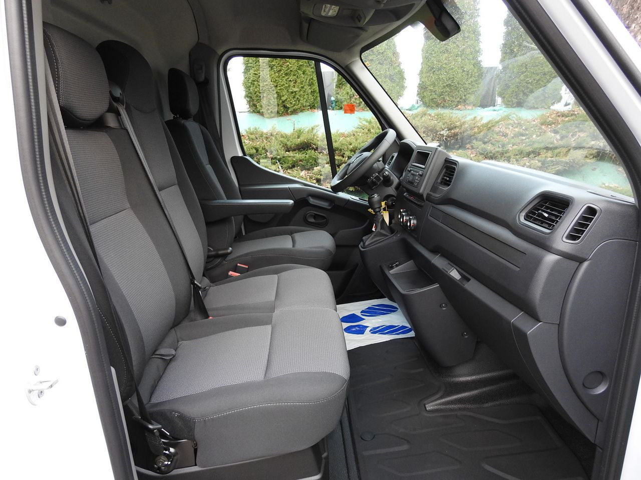 الشاحنات الصغيرة المبردة RENAULT MASTER NEW REFRIGERATOR VAN -10*C AIR CONDITIONING MANUFACTURERS 135HP: صور 38 الشاحنات الصغيرة المبردة RENAULT MASTER NEW REFRIGERATOR VAN -10*C AIR CONDITIONING MANUFACTURERS 135HP: صور 38