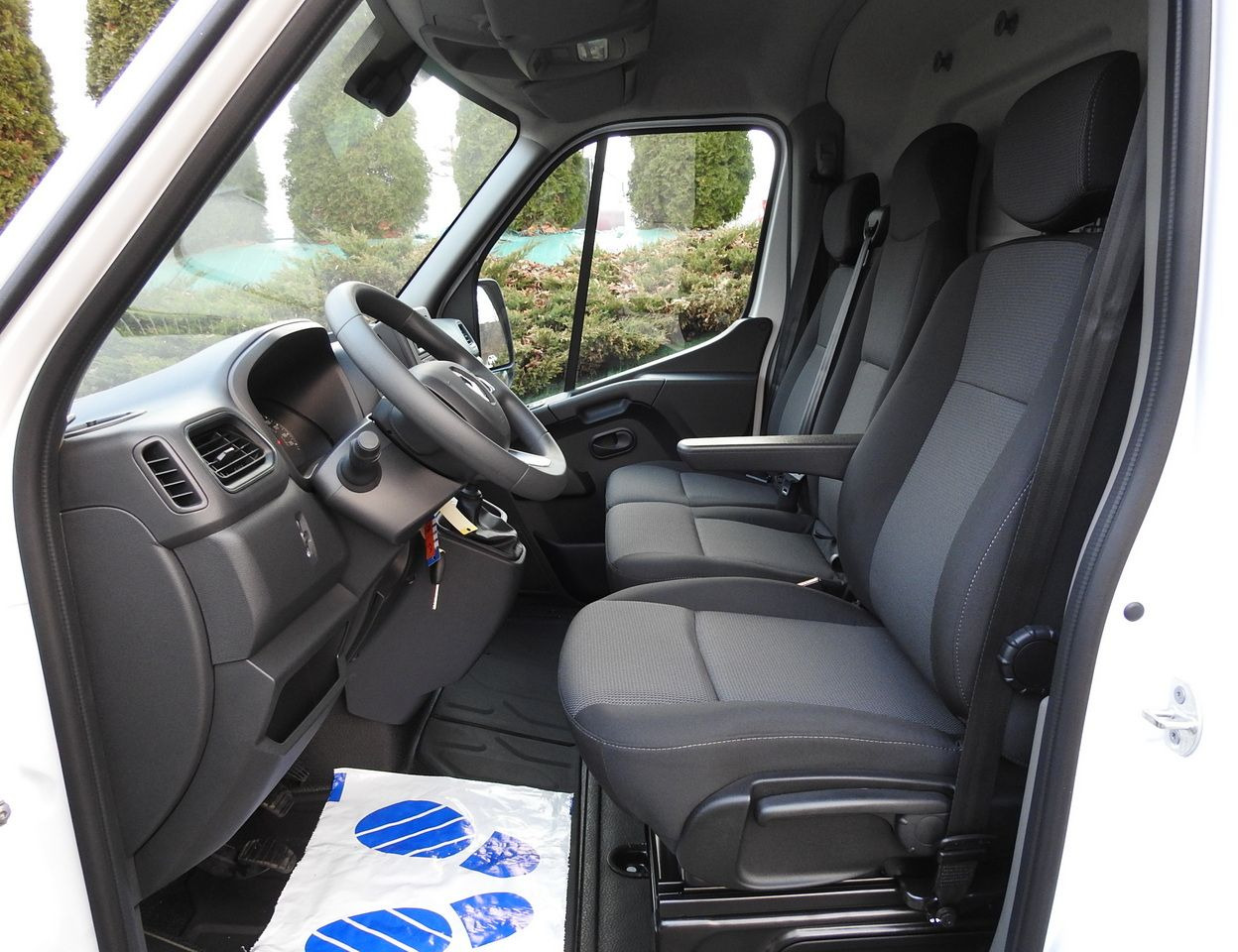 الشاحنات الصغيرة المبردة RENAULT MASTER NEW REFRIGERATOR VAN -10*C AIR CONDITIONING MANUFACTURERS 135HP: صور 28 الشاحنات الصغيرة المبردة RENAULT MASTER NEW REFRIGERATOR VAN -10*C AIR CONDITIONING MANUFACTURERS 135HP: صور 28