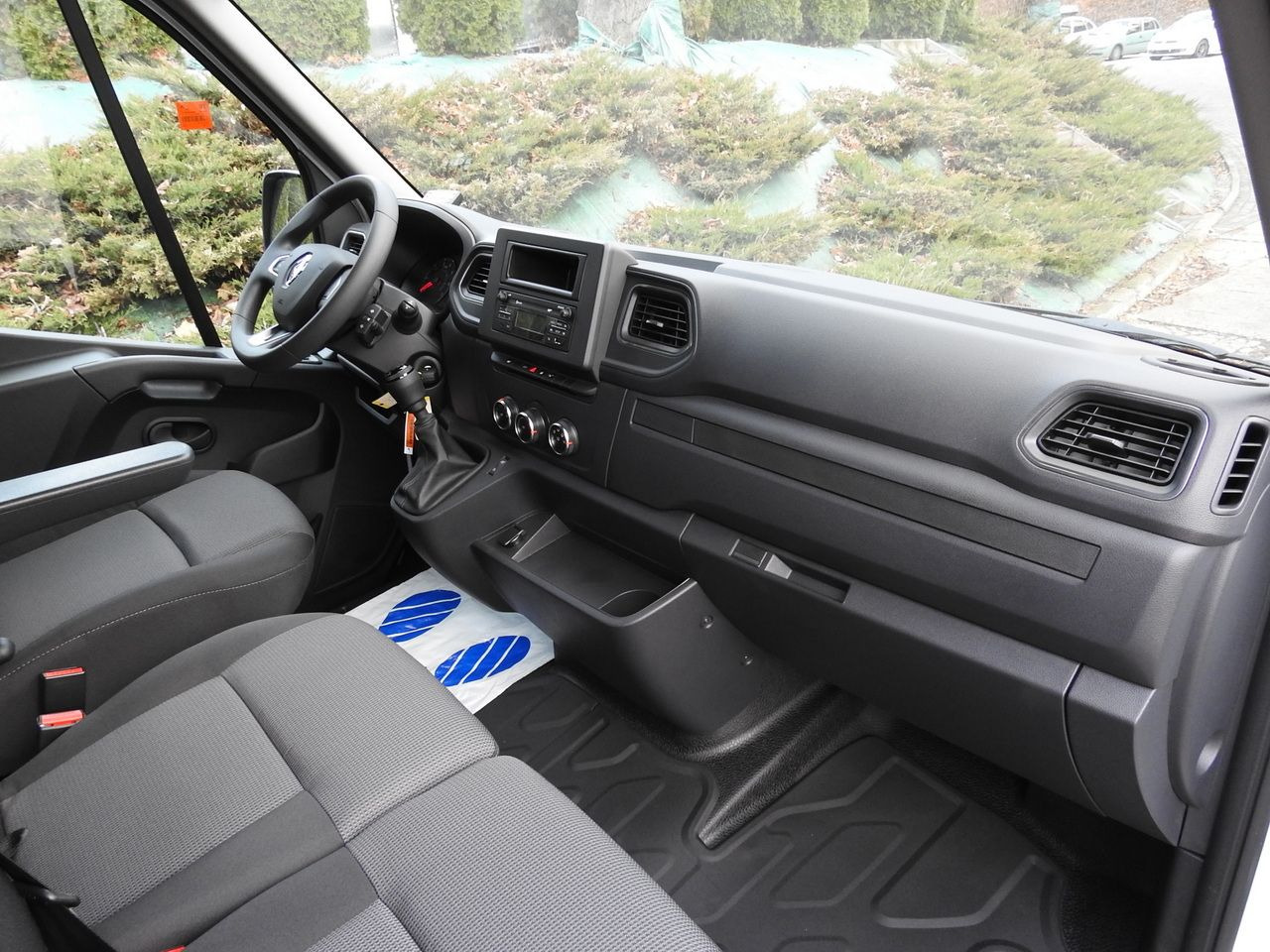 الشاحنات الصغيرة المبردة RENAULT MASTER NEW REFRIGERATOR VAN -10*C AIR CONDITIONING MANUFACTURERS 135HP: صور 39 الشاحنات الصغيرة المبردة RENAULT MASTER NEW REFRIGERATOR VAN -10*C AIR CONDITIONING MANUFACTURERS 135HP: صور 39