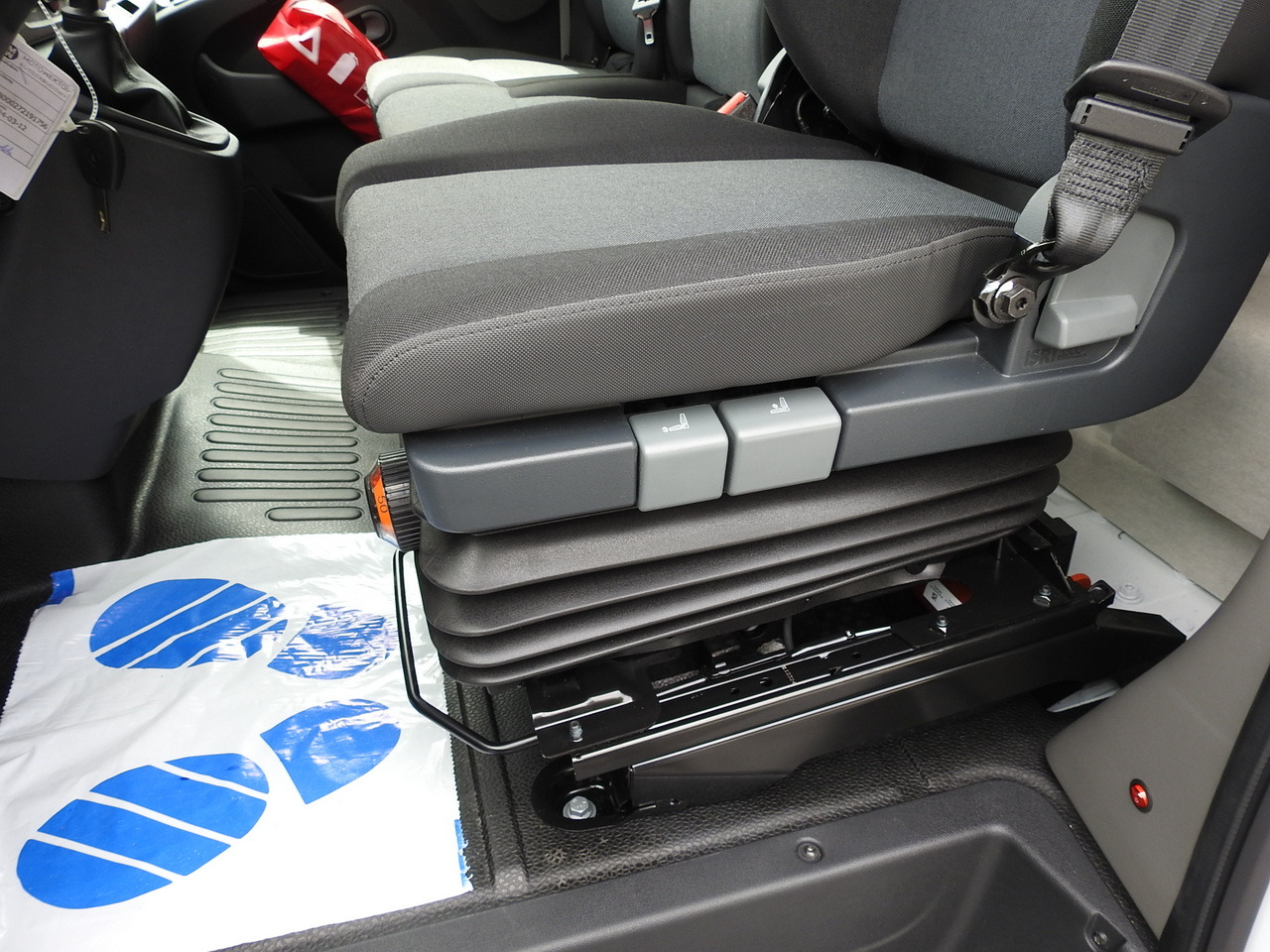 تأجير RENAULT MASTER NEW REGRIGERATOR BOX -10*C 8 PALLETS CRUISE CONTROL AIR CONDITIONING LED LIGHTS GUARANTEE  165HP RENAULT MASTER NEW REGRIGERATOR BOX -10*C 8 PALLETS CRUISE CONTROL AIR CONDITIONING LED LIGHTS GUARANTEE  165HP: صور 28