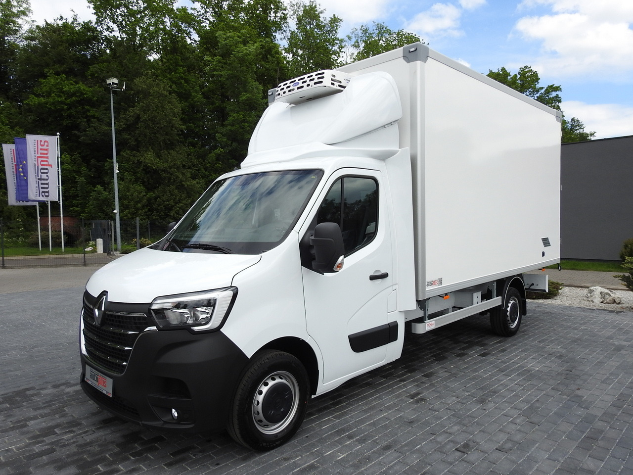 تأجير RENAULT MASTER NEW REGRIGERATOR BOX -10*C 8 PALLETS CRUISE CONTROL AIR CONDITIONING LED LIGHTS GUARANTEE  165HP RENAULT MASTER NEW REGRIGERATOR BOX -10*C 8 PALLETS CRUISE CONTROL AIR CONDITIONING LED LIGHTS GUARANTEE  165HP: صور 6