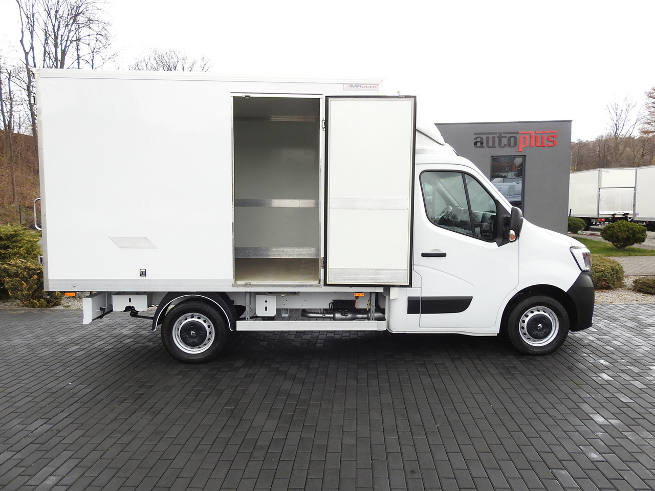 الشاحنات الصغيرة المبردة RENAULT MASTER  REGRIGERATOR BOX 0*C LED LIGHTS AIR CONDITIONING  145HP: صور 8